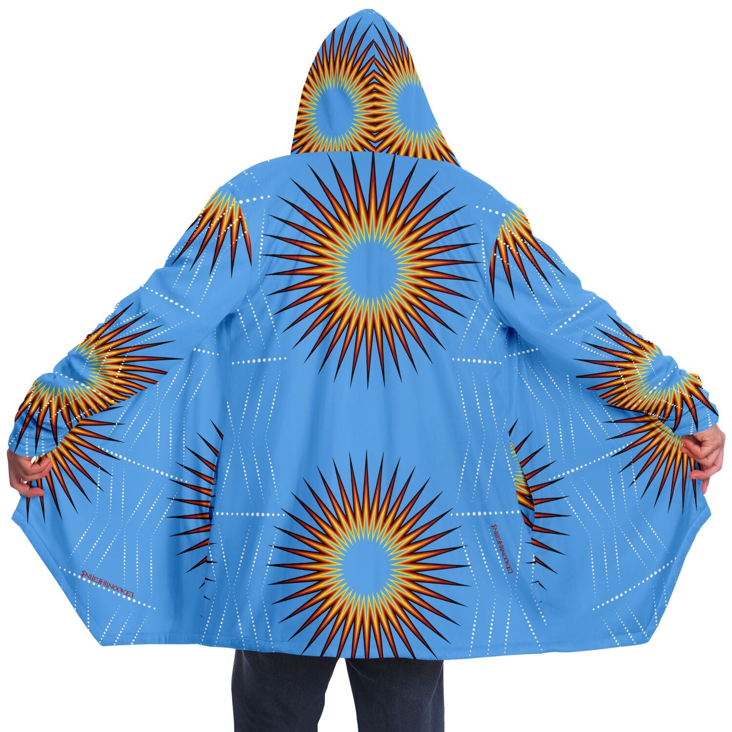 $NiieihiiNookei Microfleece Cloak - AOP