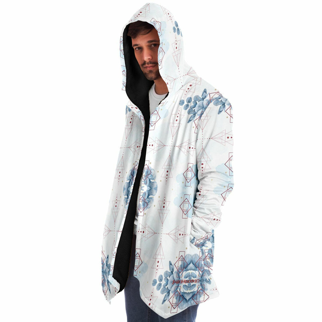 $NiieihiiNookei Microfleece Cloak - AOP