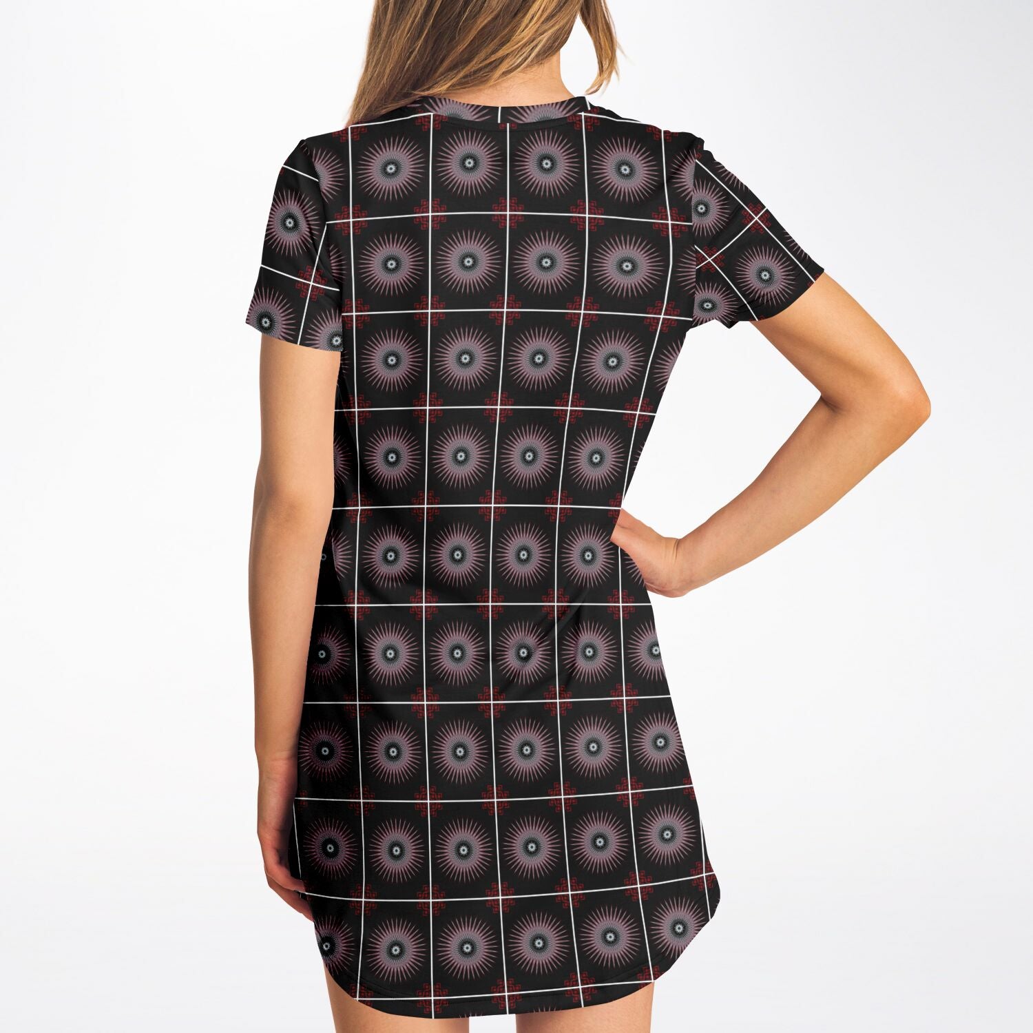 $NiieihiiNookei T-Shirt Dress - AOP