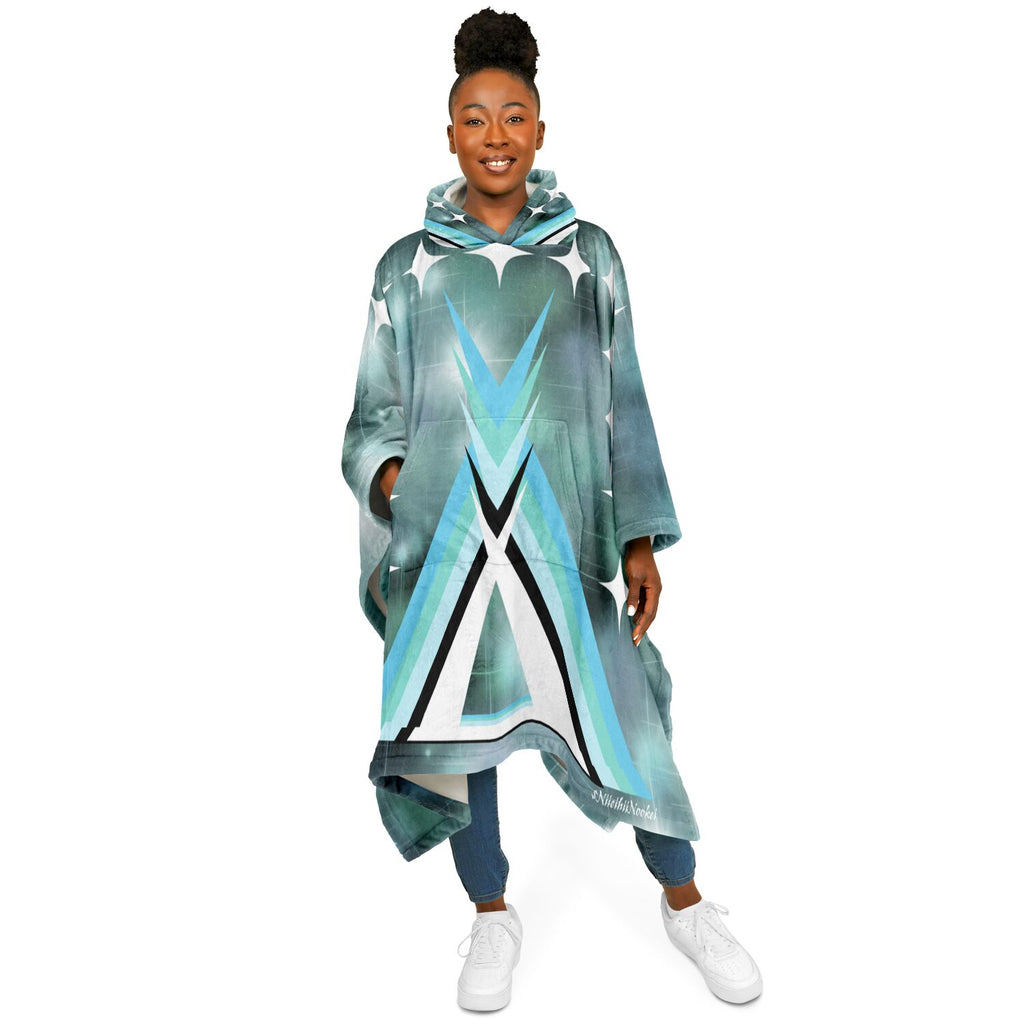 $NiieihiiNookei Flannel Blanket Poncho - AOP