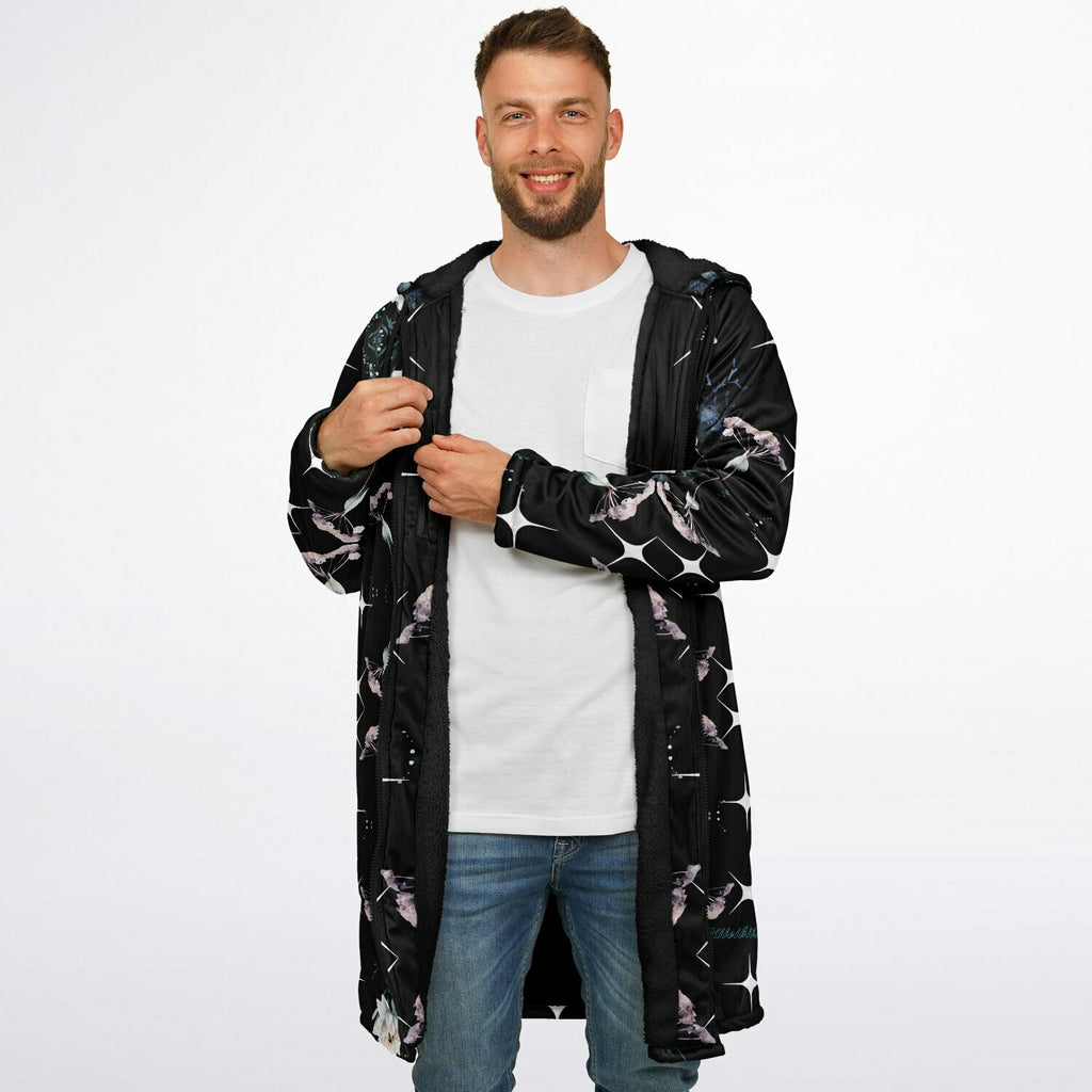 $NiieihiiNookei Zipper Cloak - AOP
