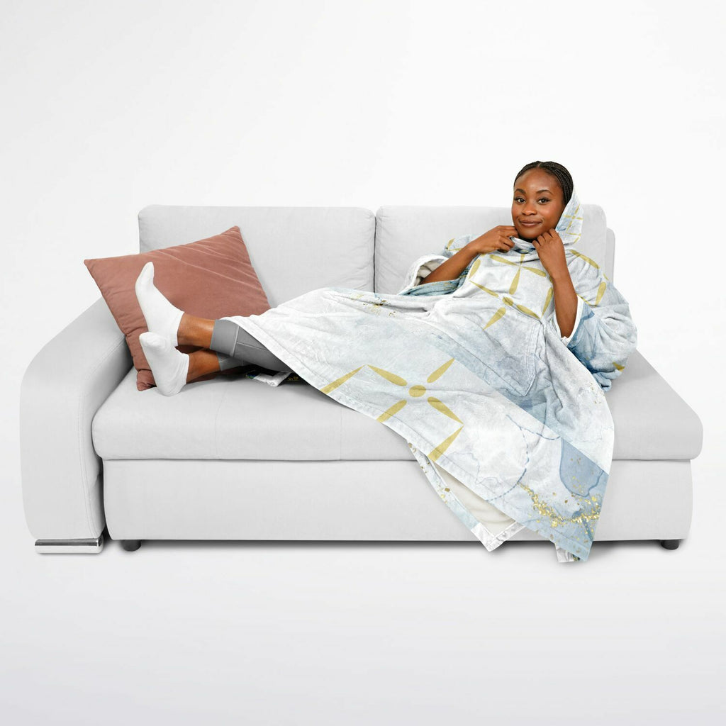 $NiieihiiNookei Flannel Blanket Poncho - AOP