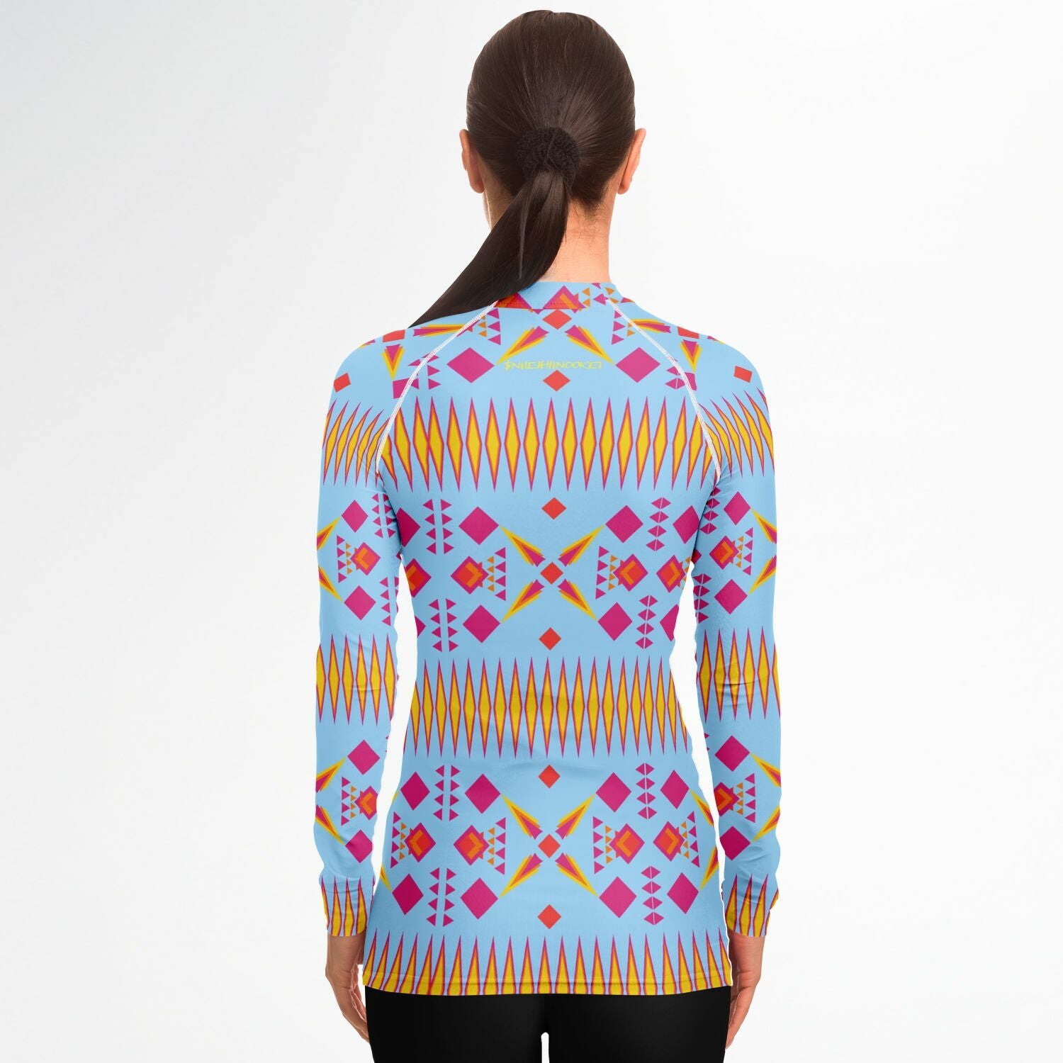 $NiieihiiNookei Women's Rashguard - AOP