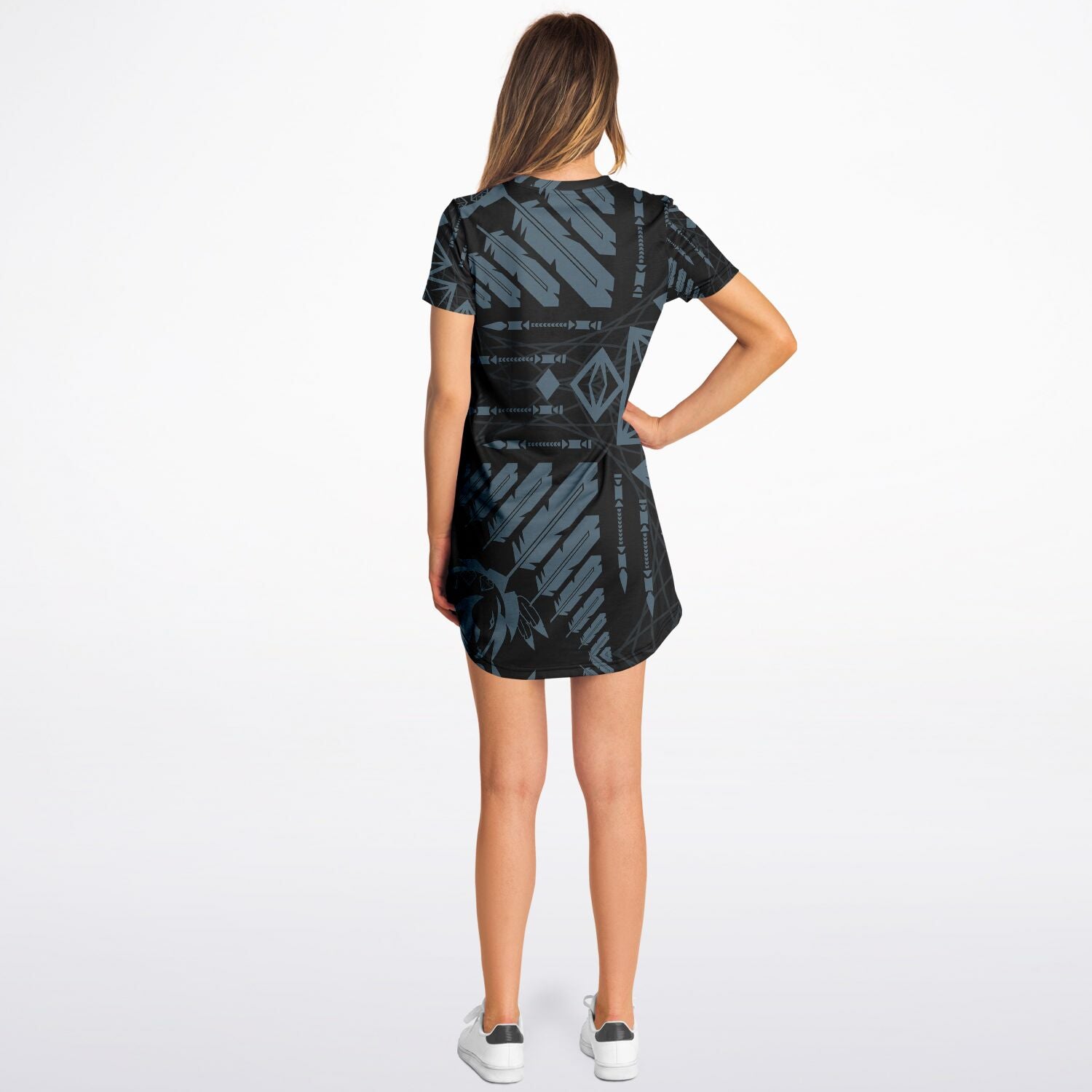 $NiieihiiNookei T-Shirt Dress - AOP