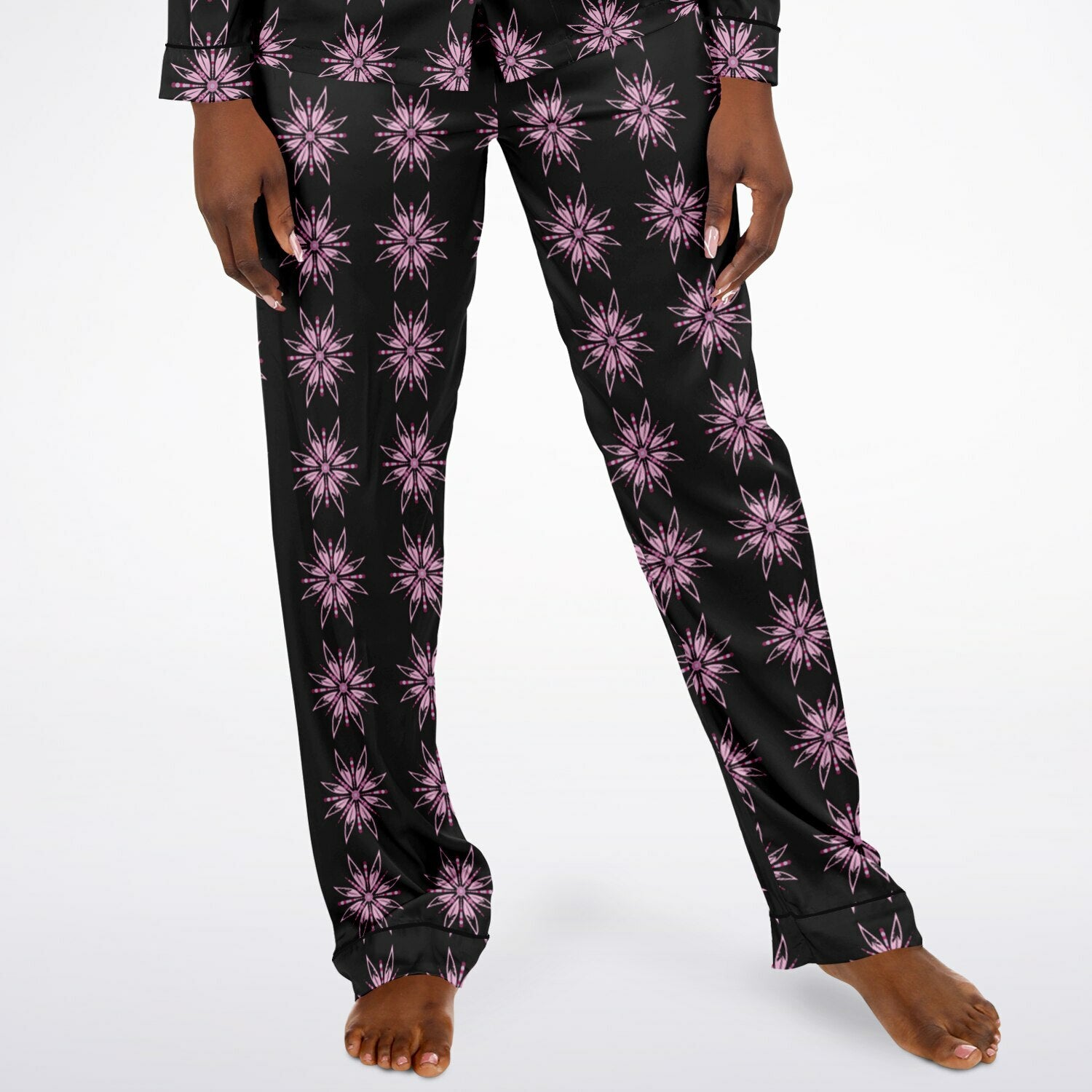 $NiieihiiNookei Women's Satin Pajamas - AOP