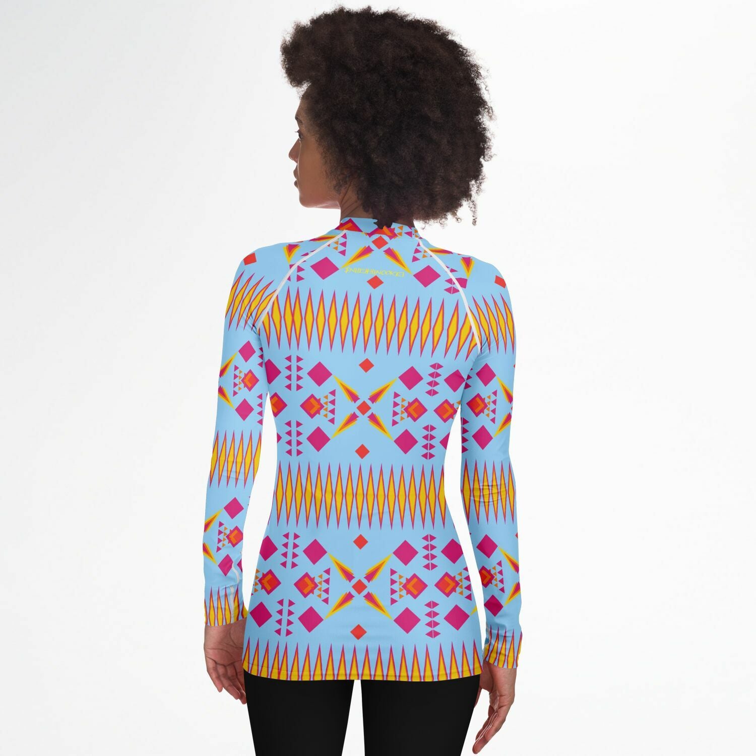 $NiieihiiNookei Women's Rashguard - AOP