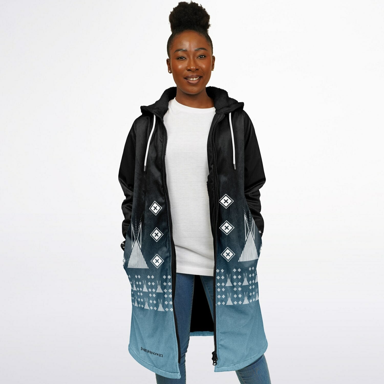 $NiieihiiNookei Zipper Cloak - AOP