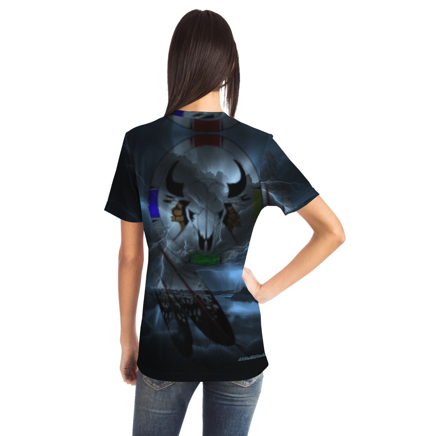 $NiieihiiNookei Arapaho Tribe Logo T-shirt