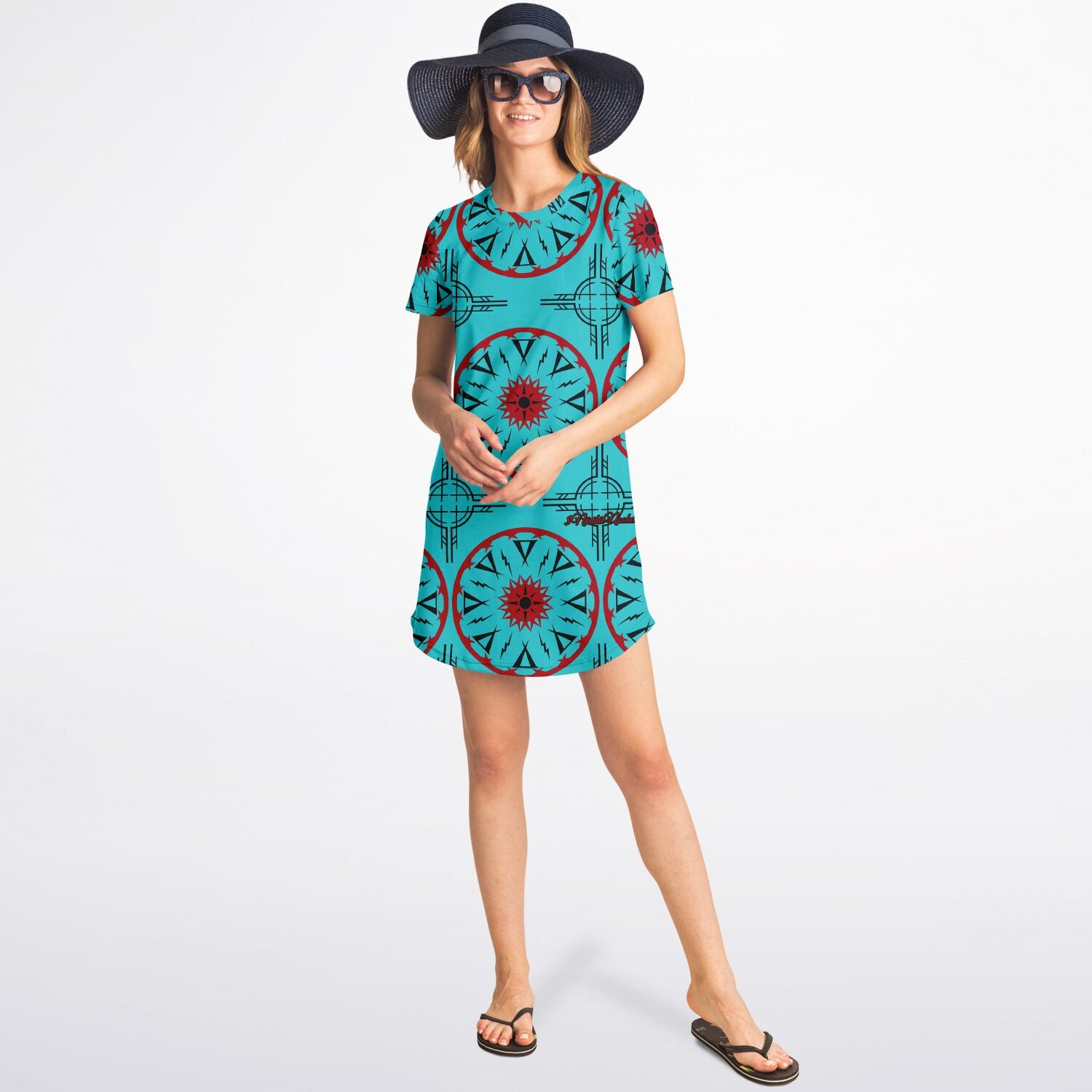 $NiieihiiNookei T-Shirt Dress - AOP