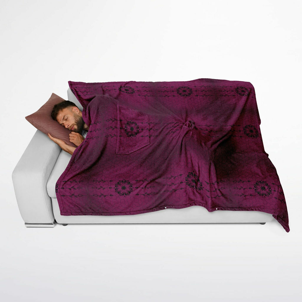 $NiieihiiNookei Flannel Blanket Poncho - AOP