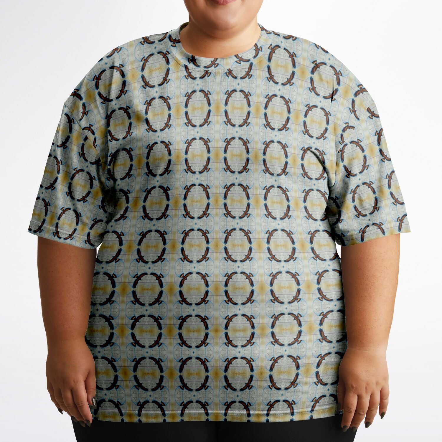 $NiieihiiNookei Plus-size T-Shirt - AOP