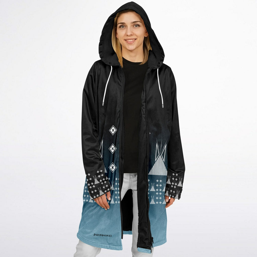 $NiieihiiNookei Zipper Cloak - AOP