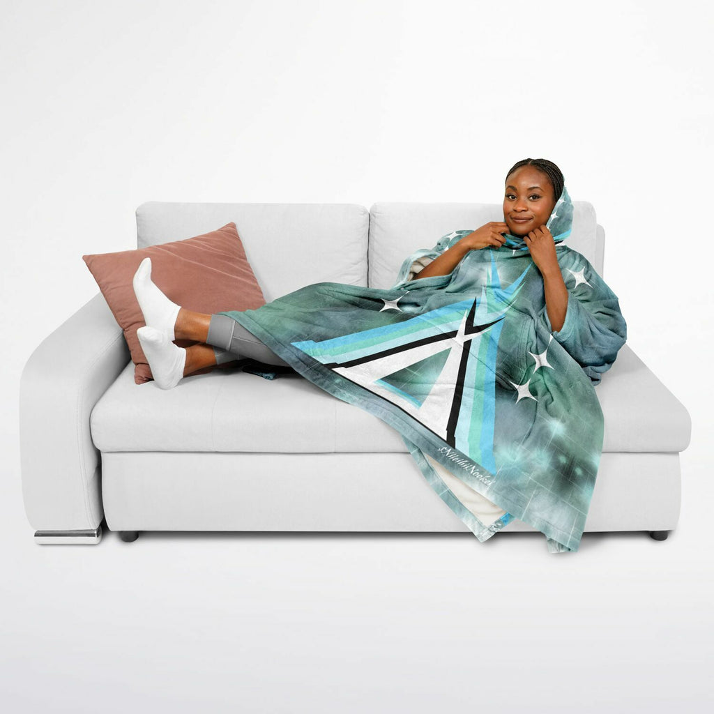 $NiieihiiNookei Flannel Blanket Poncho - AOP