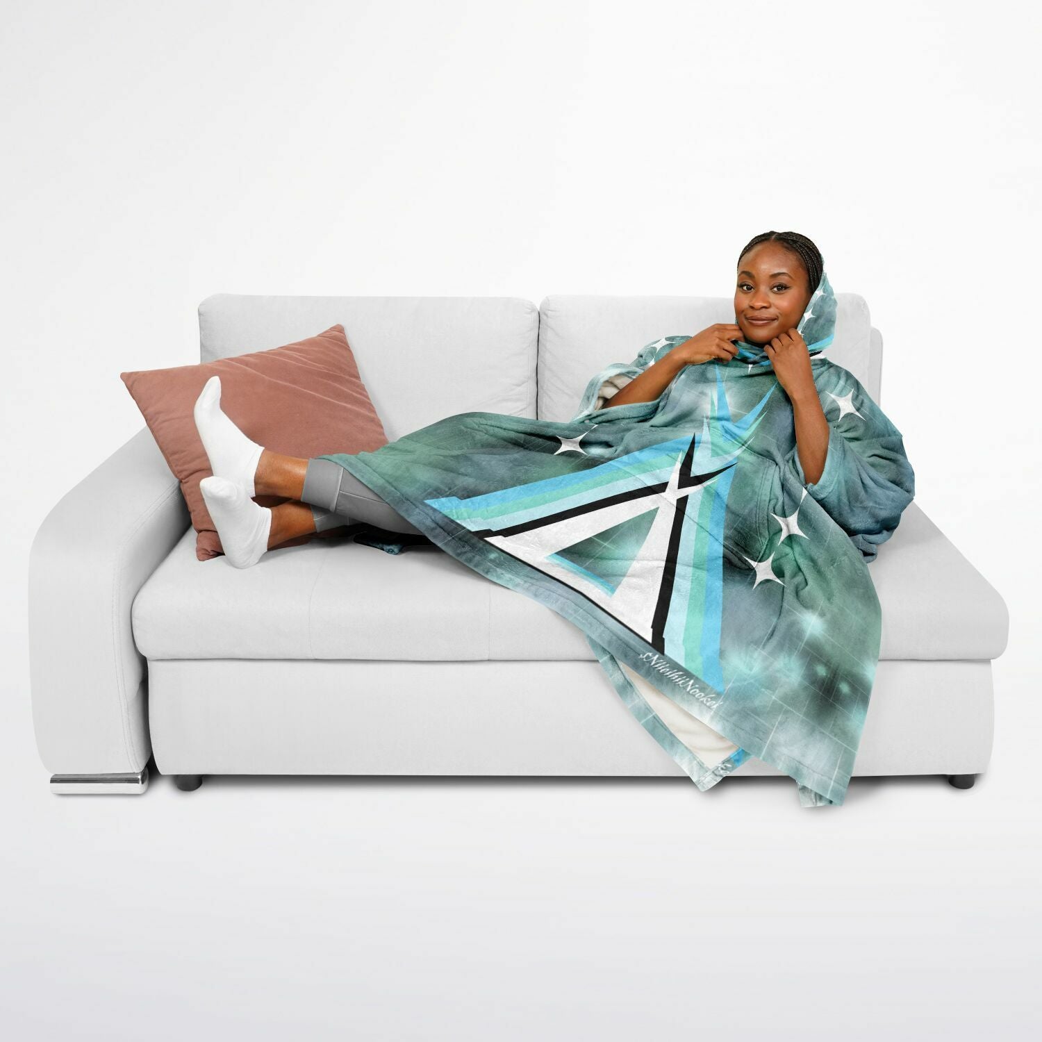 $NiieihiiNookei Flannel Blanket Poncho - AOP
