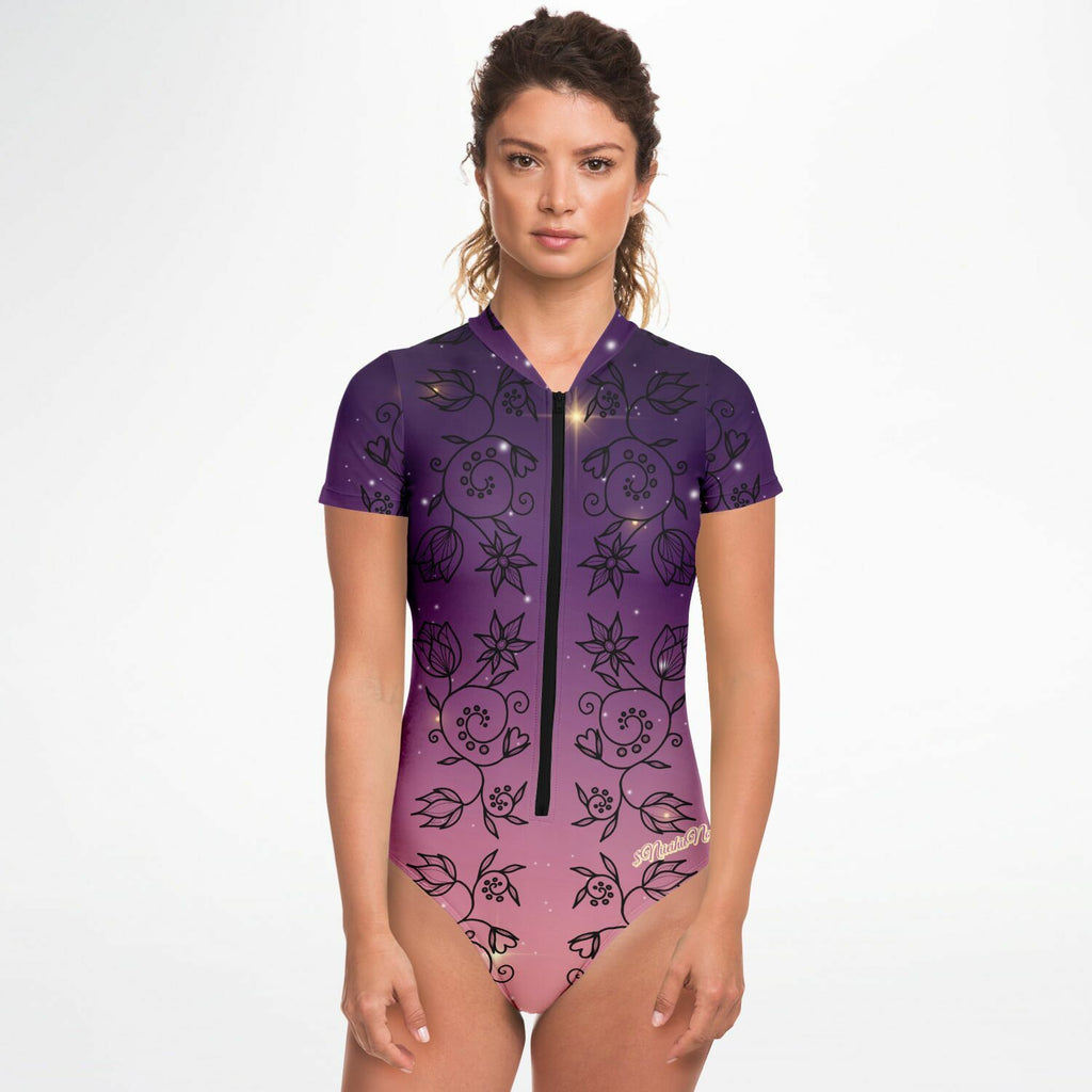 $NiieihiiNookei Floral Sunset Bodysuit Short Sleeve - AOP