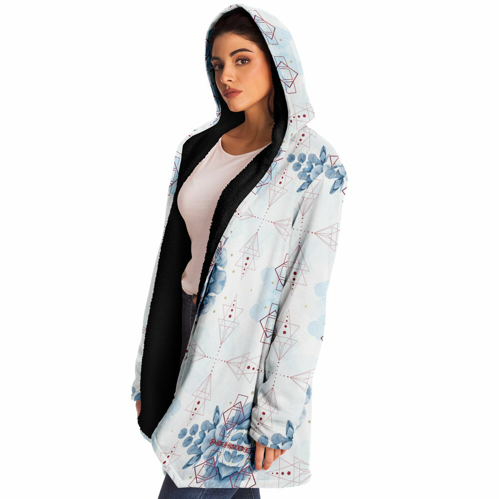 $NiieihiiNookei Microfleece Cloak - AOP