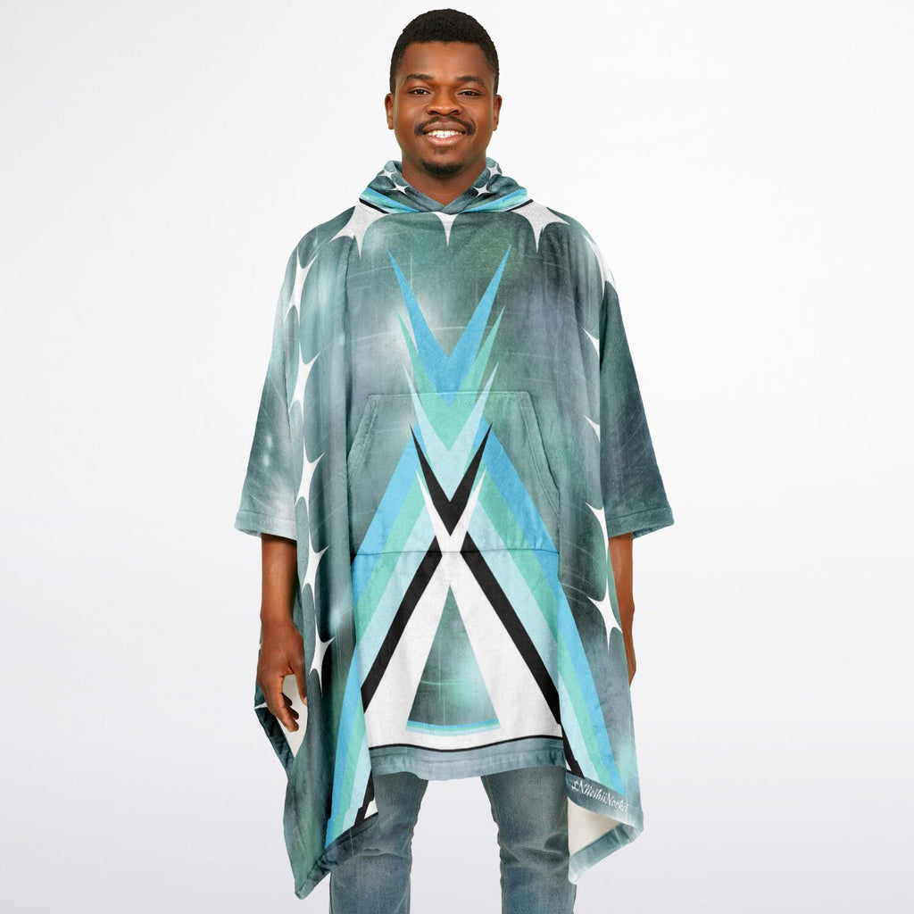 $NiieihiiNookei Flannel Blanket Poncho - AOP
