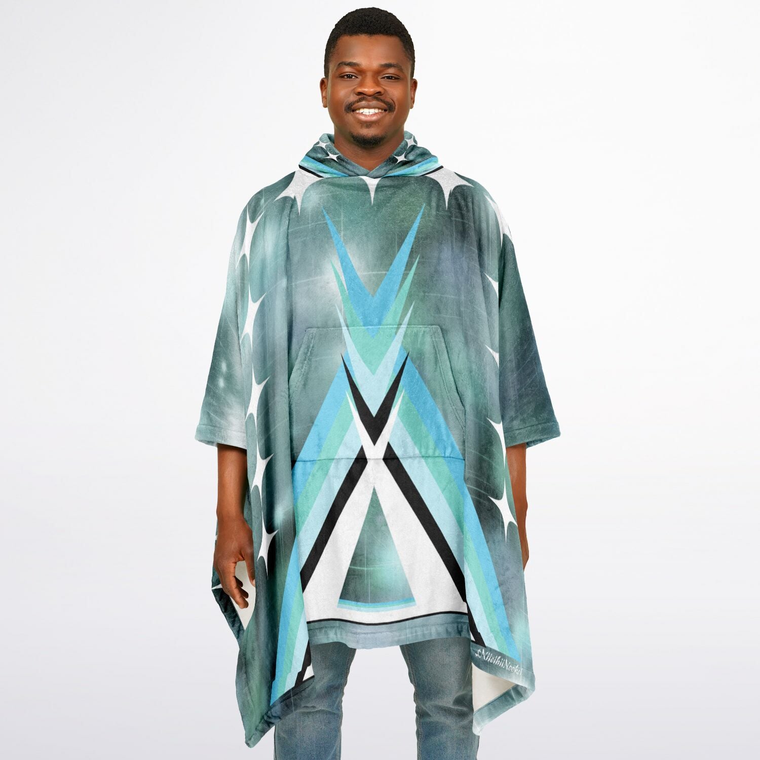 $NiieihiiNookei Flannel Blanket Poncho - AOP