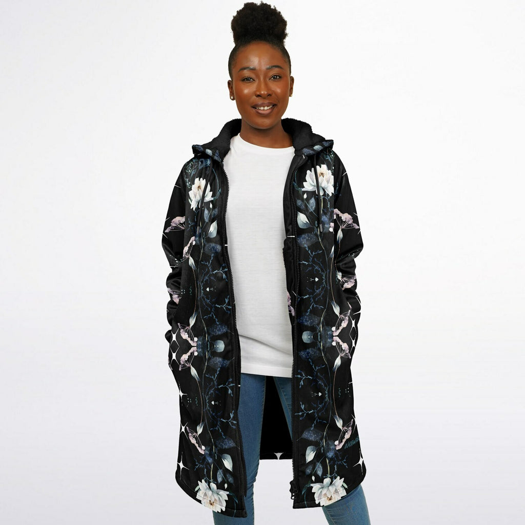 $NiieihiiNookei Zipper Cloak - AOP