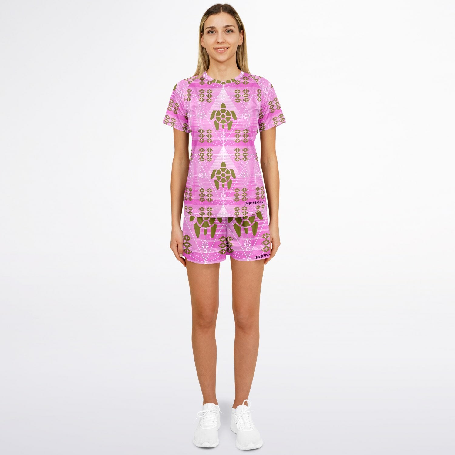$NiieihiiNookei Women's Athletic Set - AOP