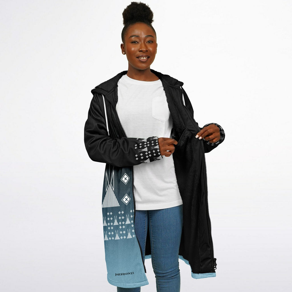 $NiieihiiNookei Zipper Cloak - AOP