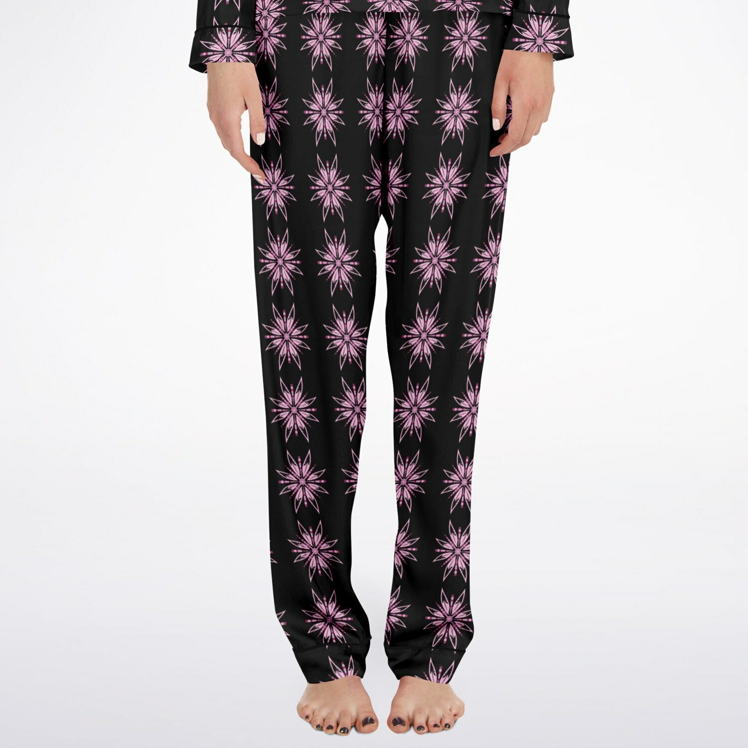 $NiieihiiNookei Women's Satin Pajamas - AOP