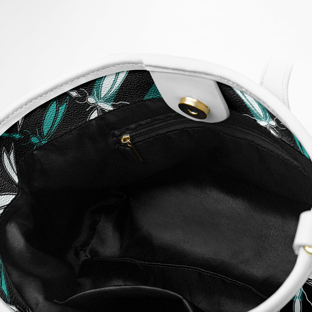 $NiieihiiNookei Leather Tote Bag - AOP