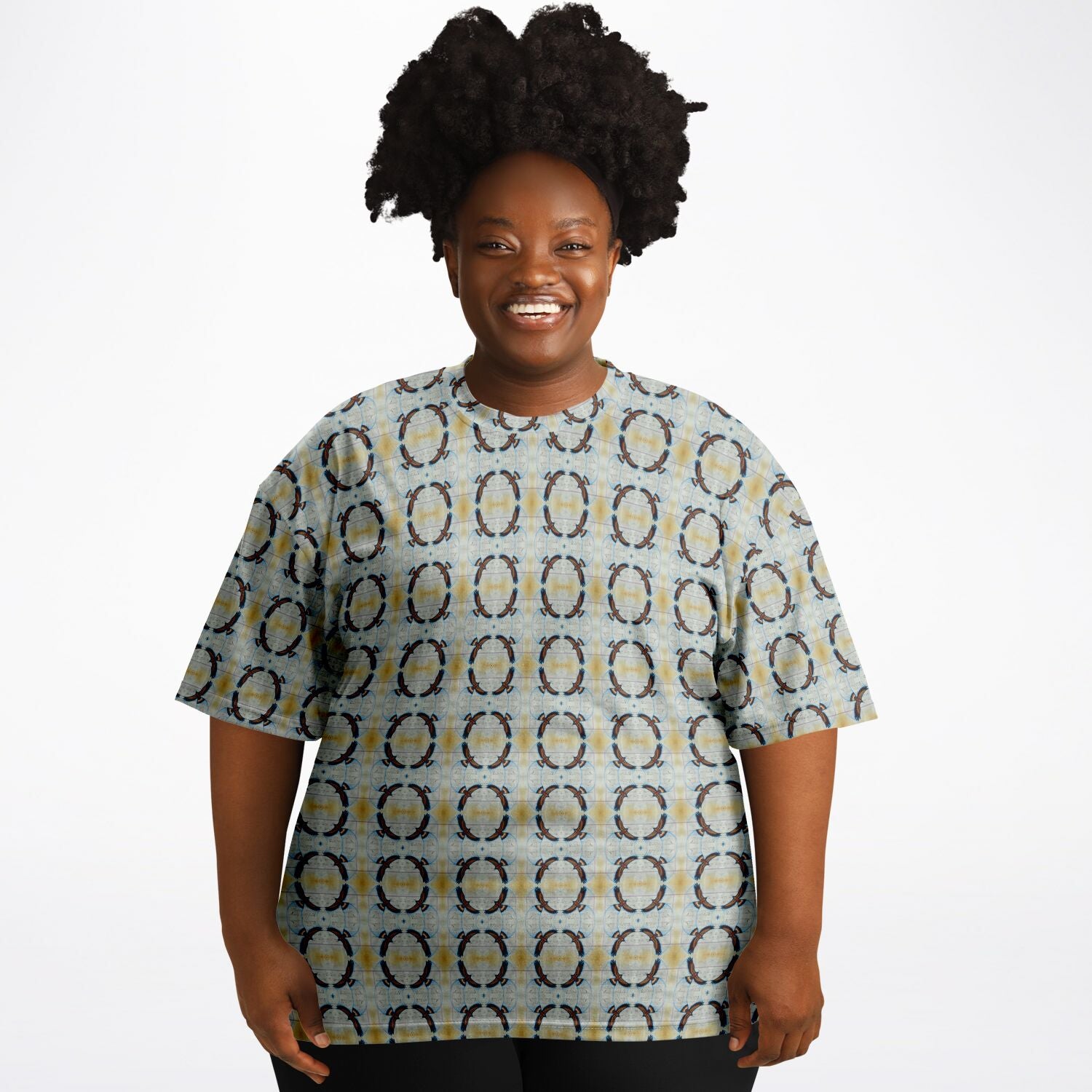 $NiieihiiNookei Plus-size T-Shirt - AOP