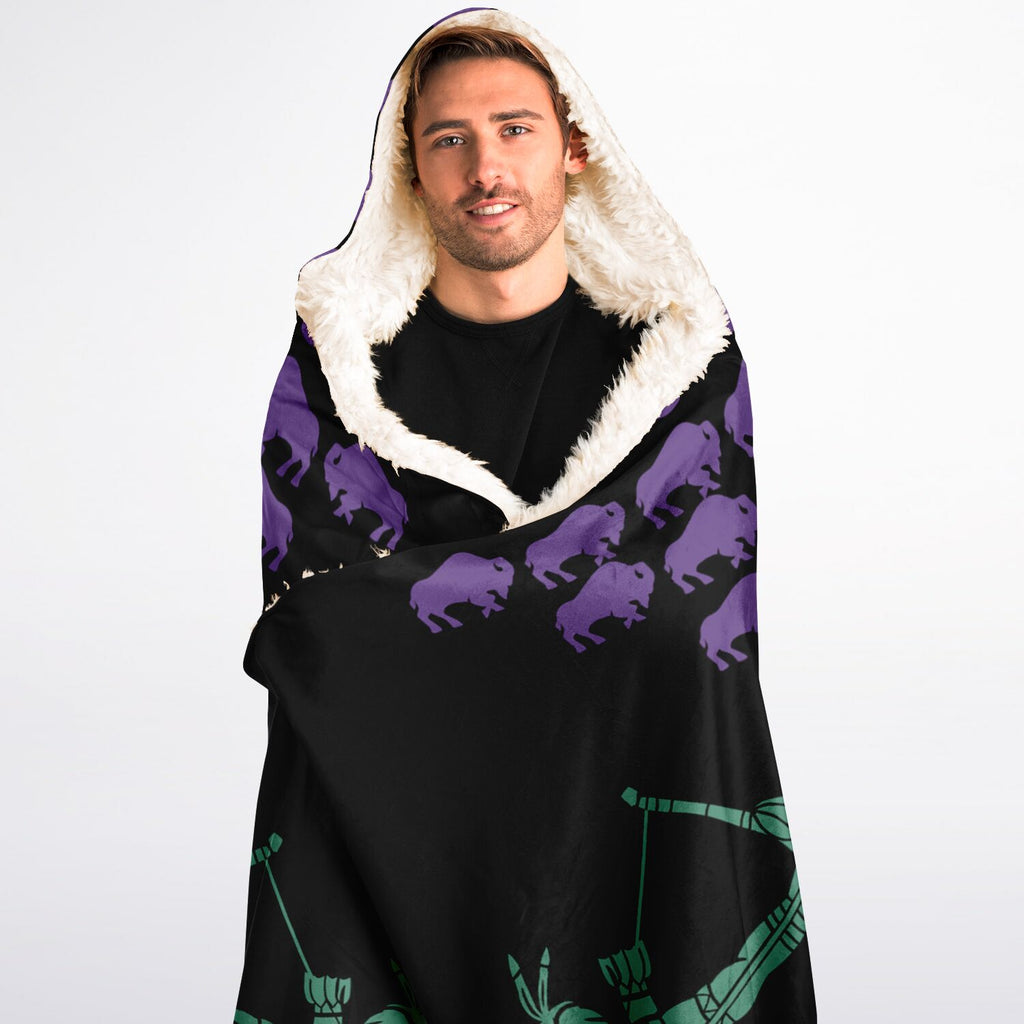 $NiieihiiNookei Hooded Blanket Sherpa - AOP